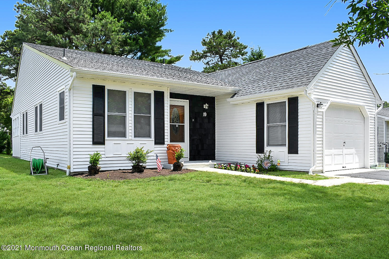 19 Stonybrook Road, Unit 60 Whiting, NJ 08759 - Photo 1 of 33 DSC_0707_1