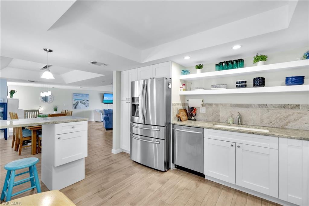 Open concept and bright