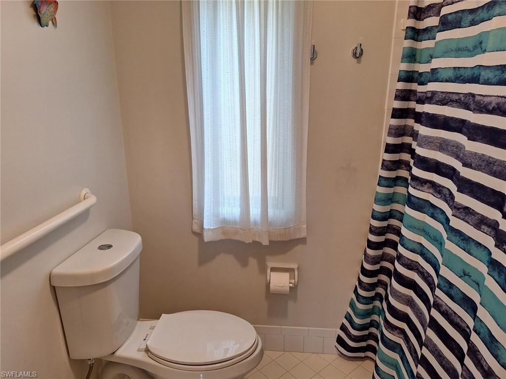 196 Albi Road, Unit 5 Naples, FL 34112 - Photo 14 of 25 Light and bright