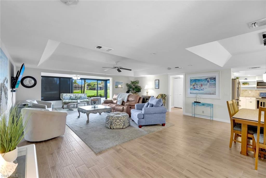 196 Albi Road, Unit 5 Naples, FL 34112 - Photo 7 of 25 Wide open