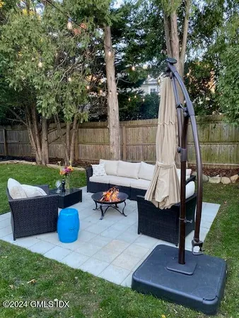 $7,950 | 8 Rockland Place, Old Greenwich, CT 06870