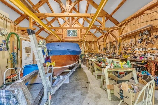 $745,000 | 8 Butter Jones Road, Chester, CT 06412