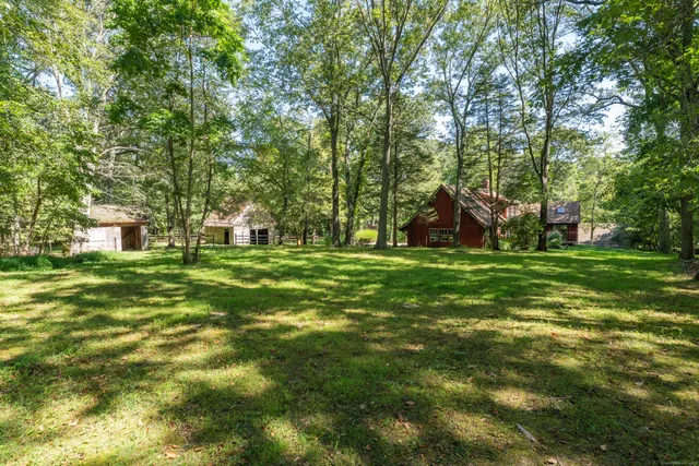 $745,000 | 8 Butter Jones Road, Chester, CT 06412