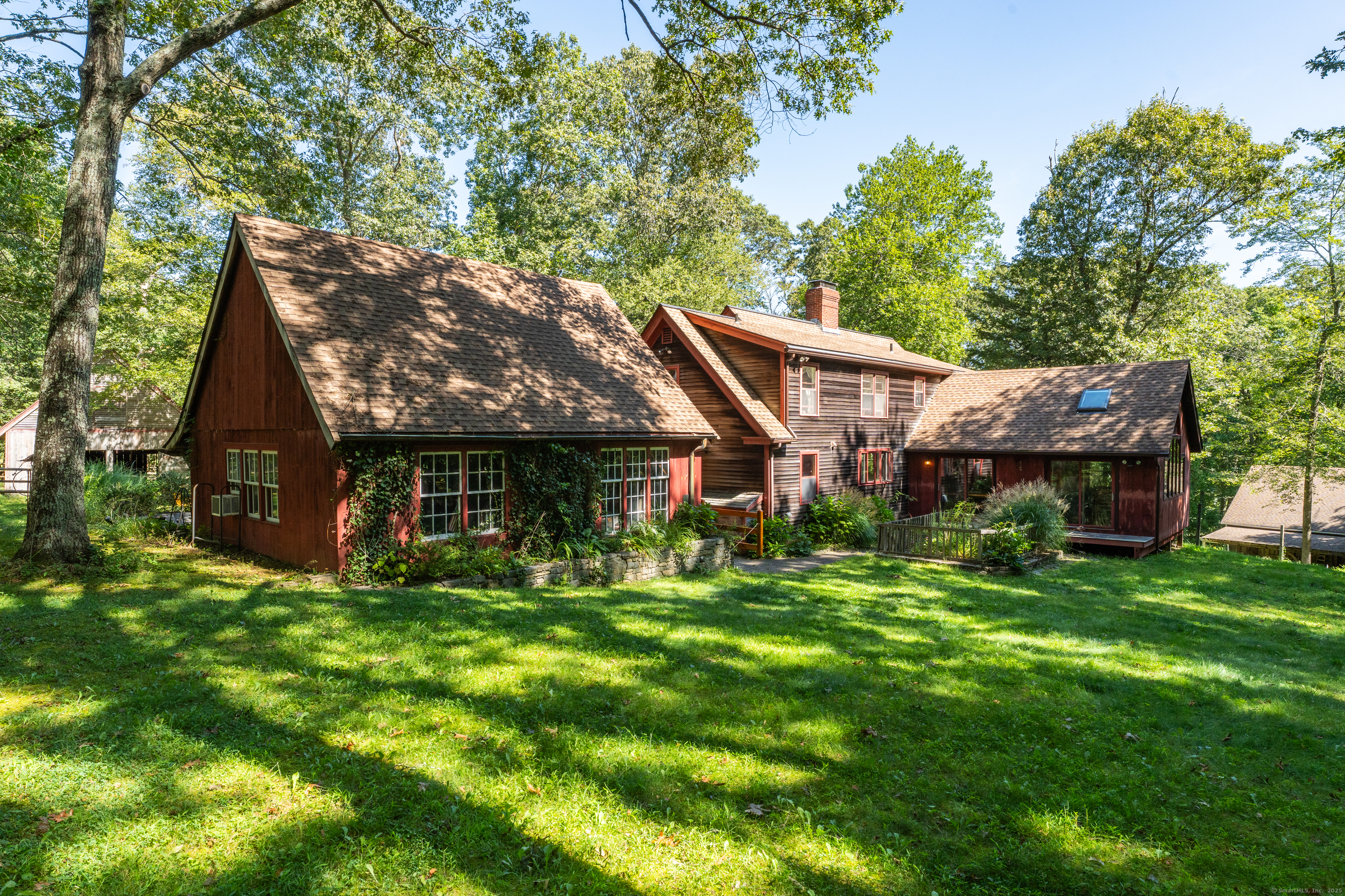 8 Butter Jones Road Chester, CT 06412 - Photo 4 of 35