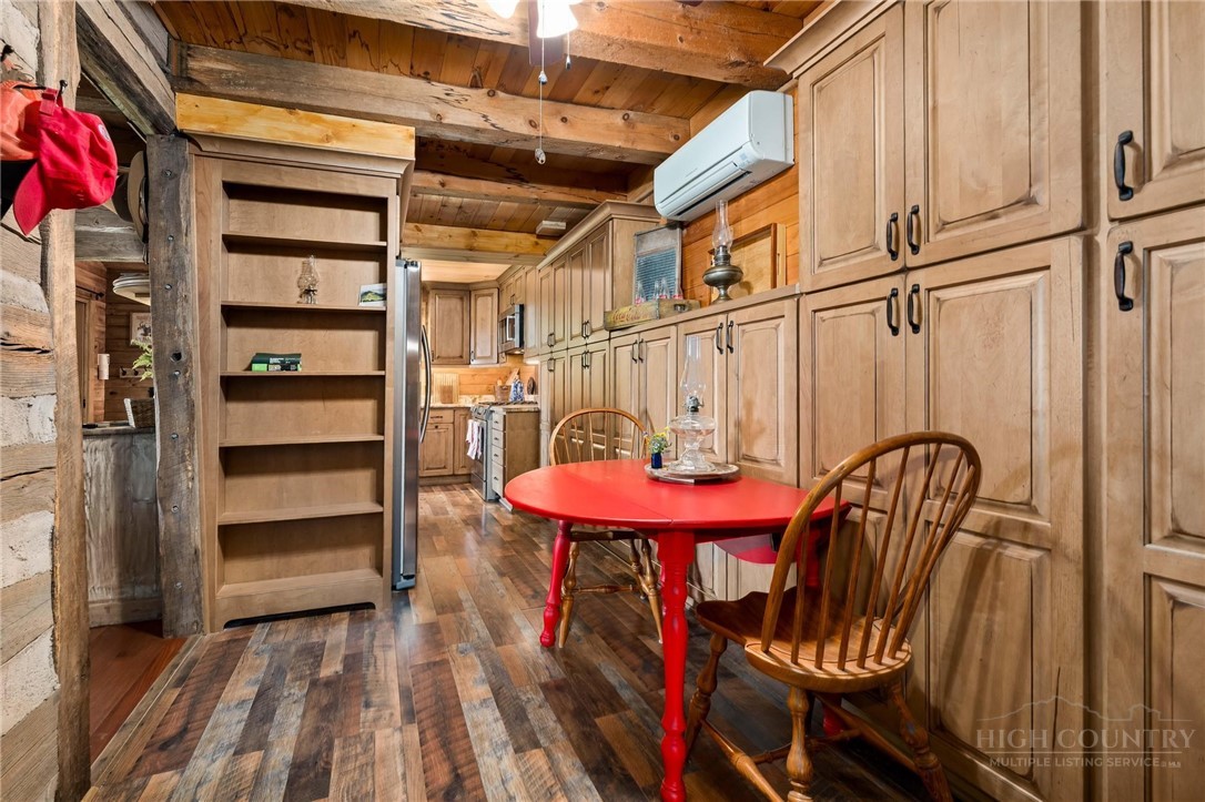 1260 Fork Ridge Road Zionville, NC 28698 - Photo 15 of 50