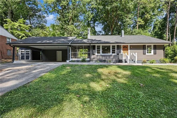 $269,900 | 416 Woodsway Drive, Lexington, NC 27292