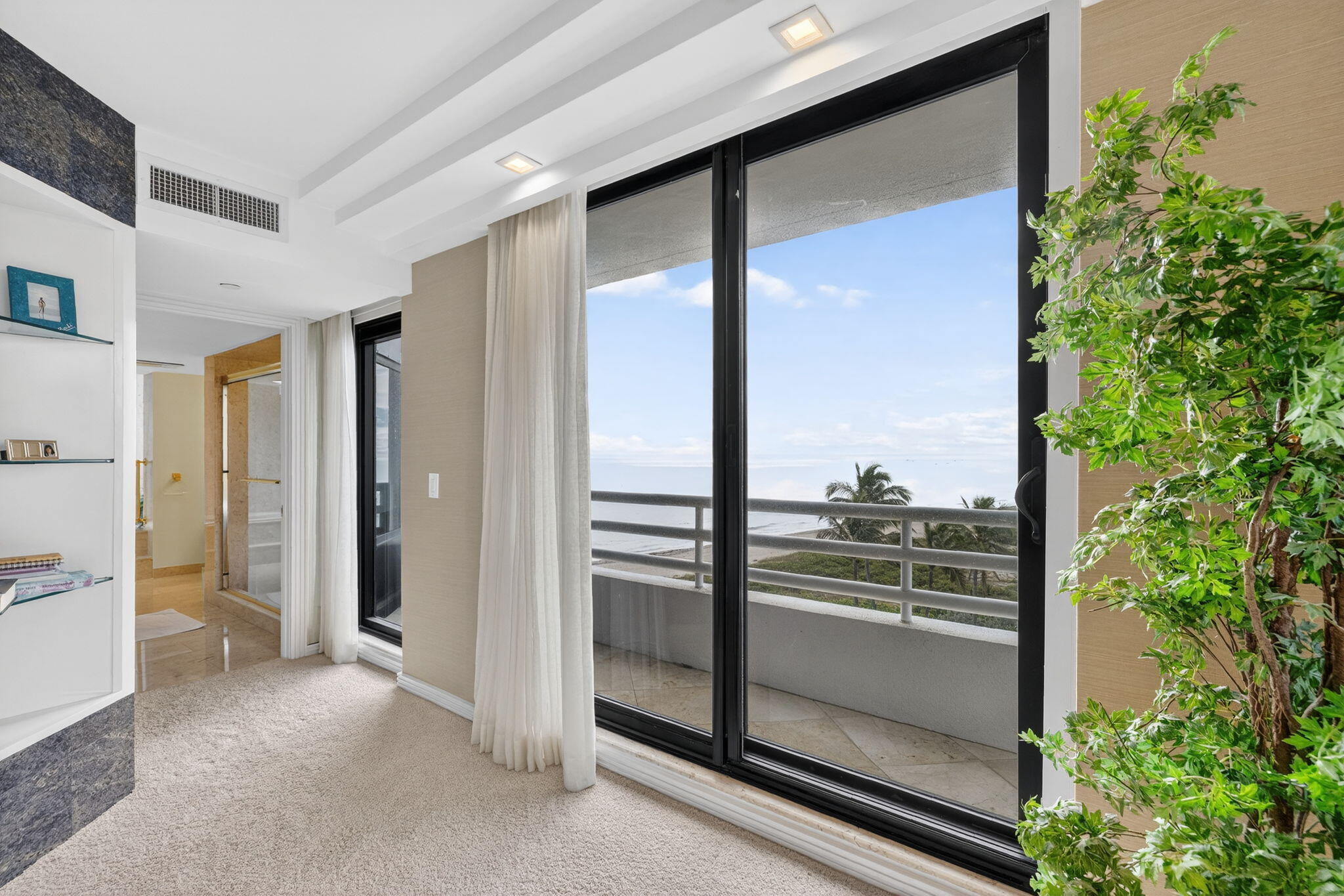 1500 South Ocean Boulevard, Unit 606 Boca Raton, FL 33432 - Photo 17 of 77 Primary Suite