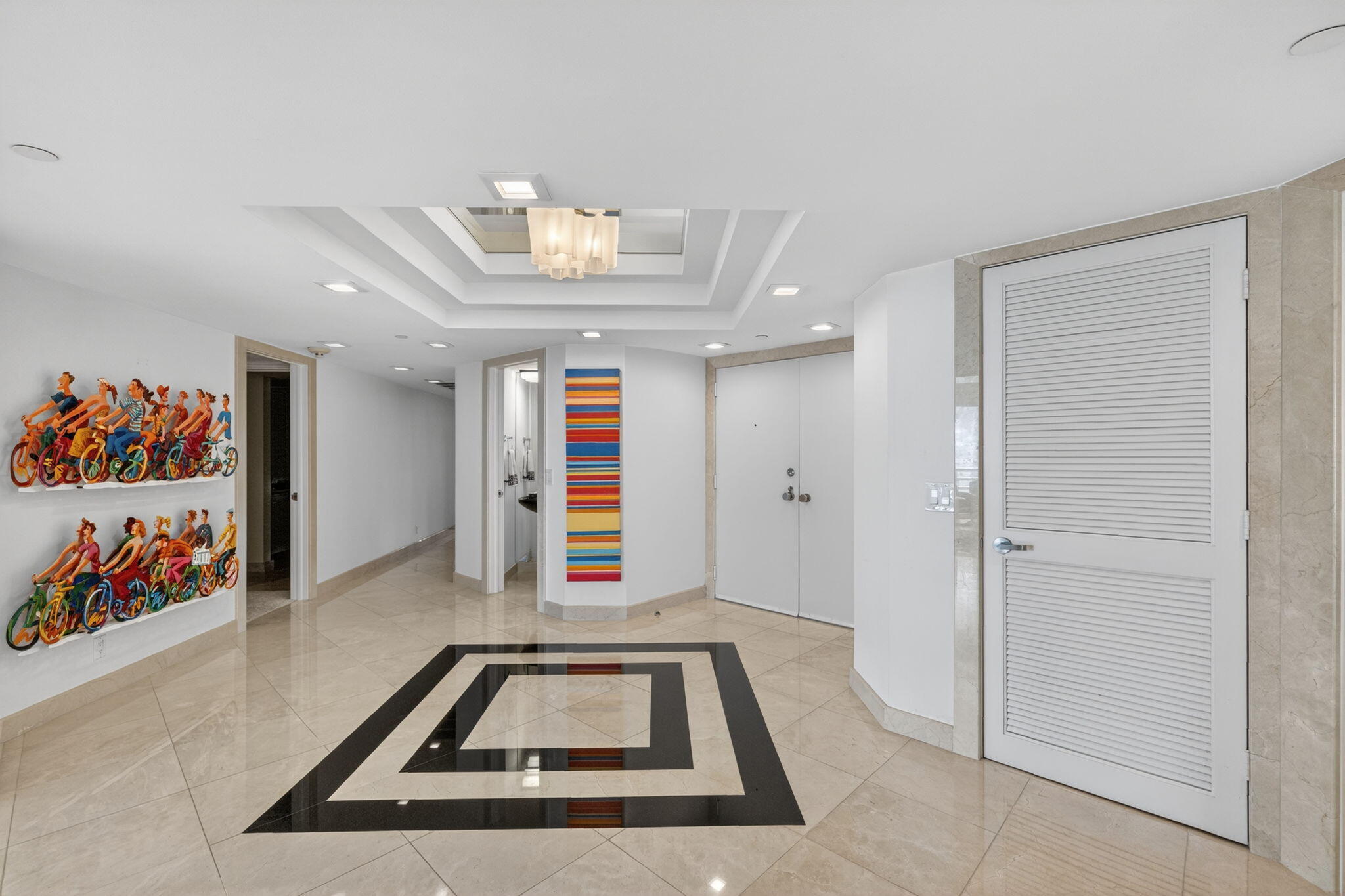 1500 South Ocean Boulevard, Unit 606 Boca Raton, FL 33432 - Photo 37 of 77 Foyer