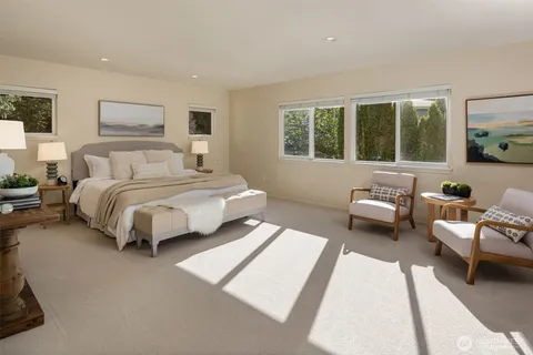 $3,100,000 | 10647 Woodhaven Lane, Bellevue, WA 98004