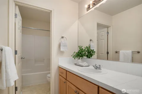 $3,100,000 | 10647 Woodhaven Lane, Bellevue, WA 98004