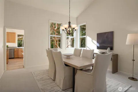 $3,100,000 | 10647 Woodhaven Lane, Bellevue, WA 98004