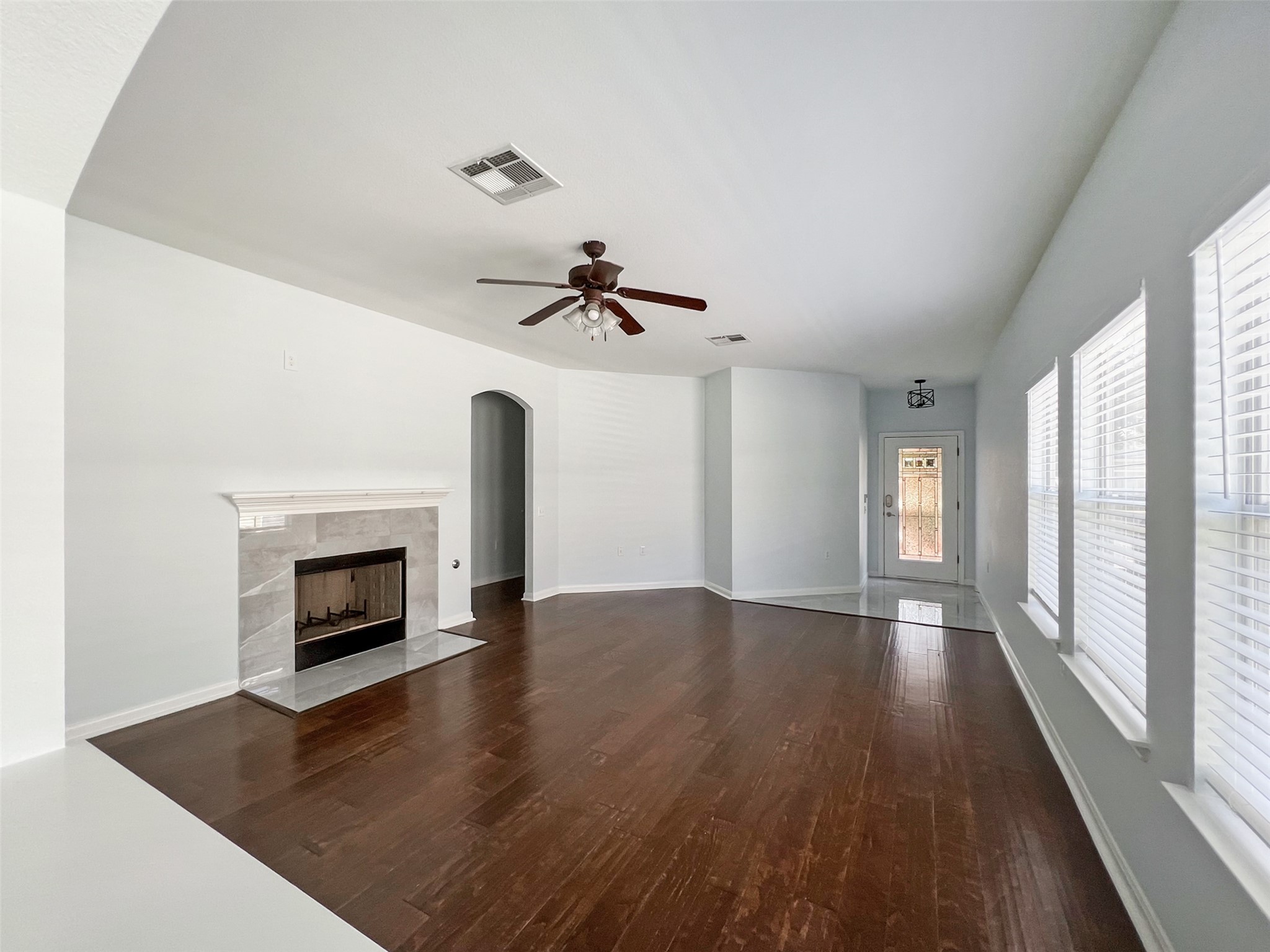 3917 Bronco Bend Loop Austin, TX 78744 - Photo 5 of 40 Living Room (Fireplace if present is for aesthetic purposes only, not for fire use. )