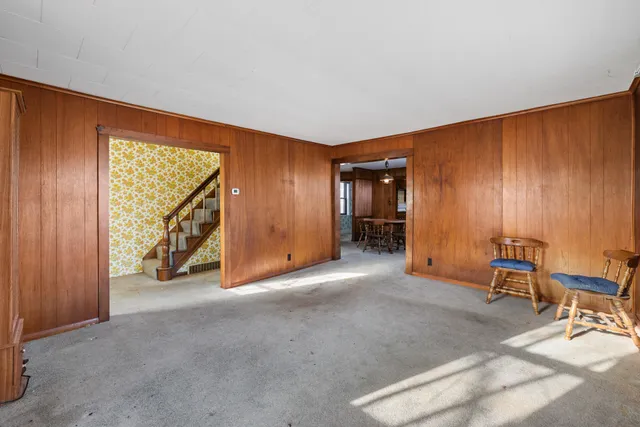 $250,000 | N68-w33460 N68-w33460 County Road, Oconomowoc, WI 53066