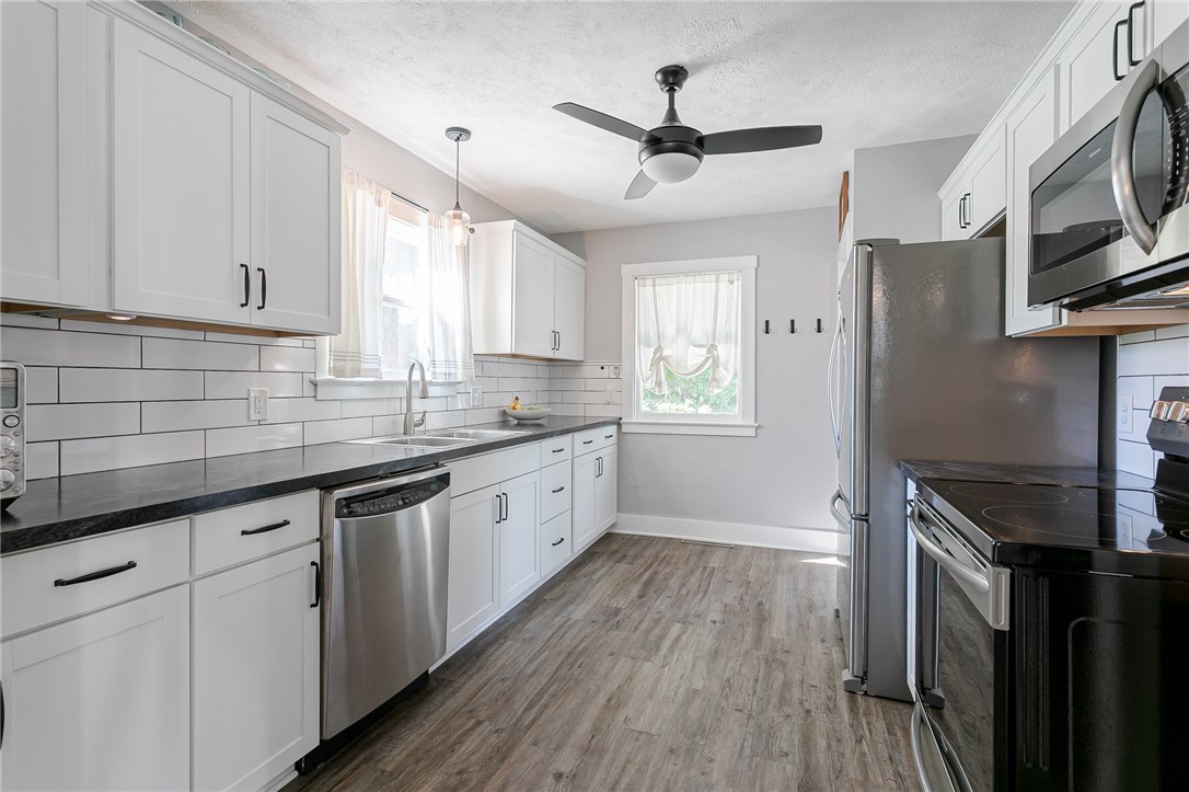 1060 Ogden Parma Town Line Road Parma, NY 14559 - Photo 4 of 49