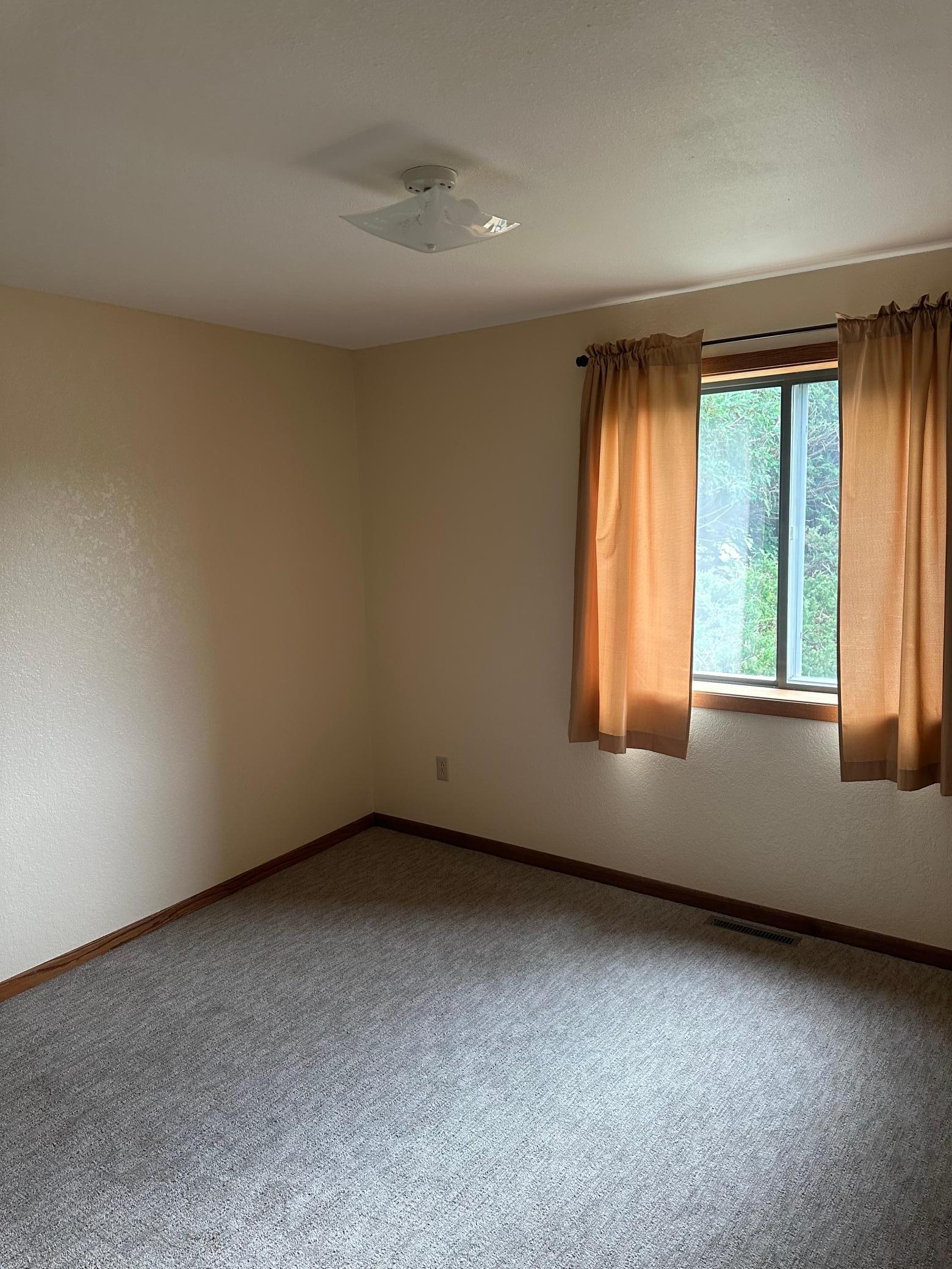 1103 Horizon Drive, Unit 2 Marshall, MN 56258 - Photo 31 of 46