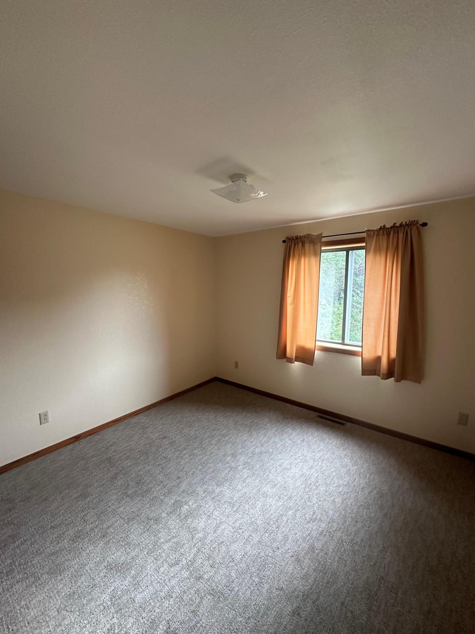 1103 Horizon Drive, Unit 2 Marshall, MN 56258 - Photo 33 of 46