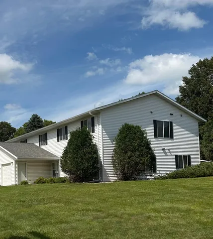 $190,000 | 1103 Horizon Drive, Unit 2, Marshall, MN 56258