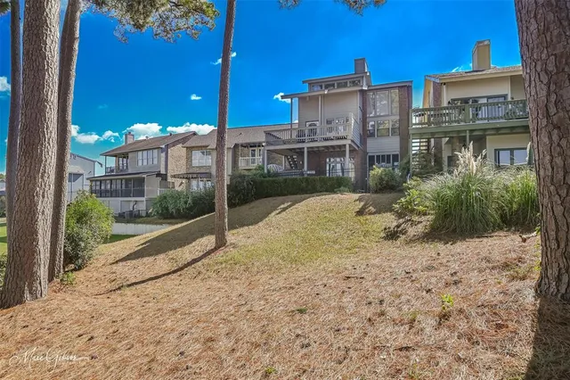 $282,000 | 5715 South Lakeshore Drive, Shreveport, LA 71119