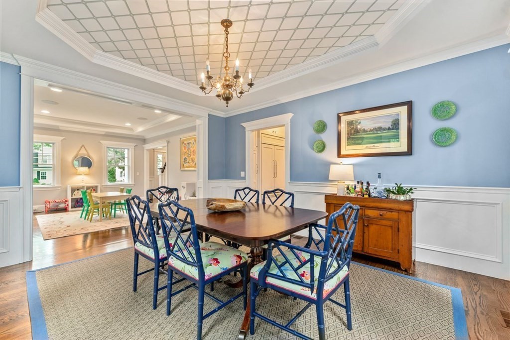 24 Mayo Road Wellesley, MA 02482 - Photo 10 of 34