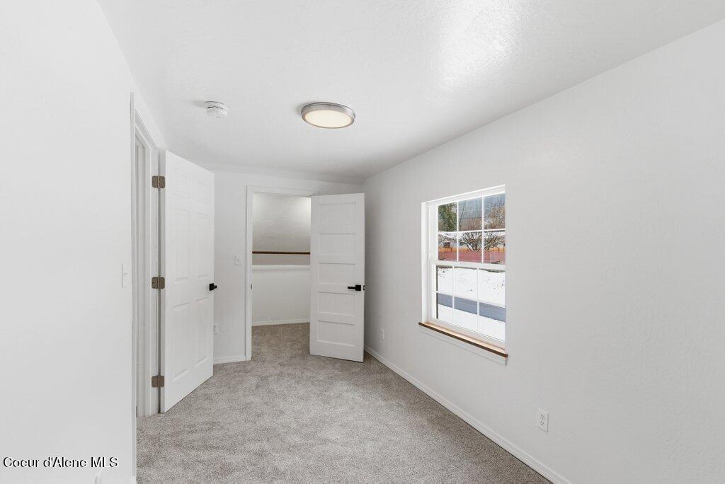 218 Madison Street Osburn, ID 83849 - Photo 20 of 27 019-218MadisonStreet-Osburn-ID-83849-SMA