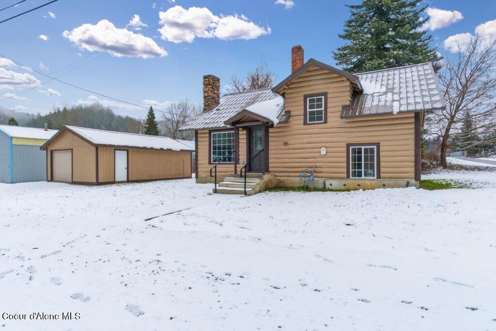 218 Madison Street Osburn, ID 83849 - Photo 2 of 27 002-218MadisonStreet-Osburn-ID-83849-SMA