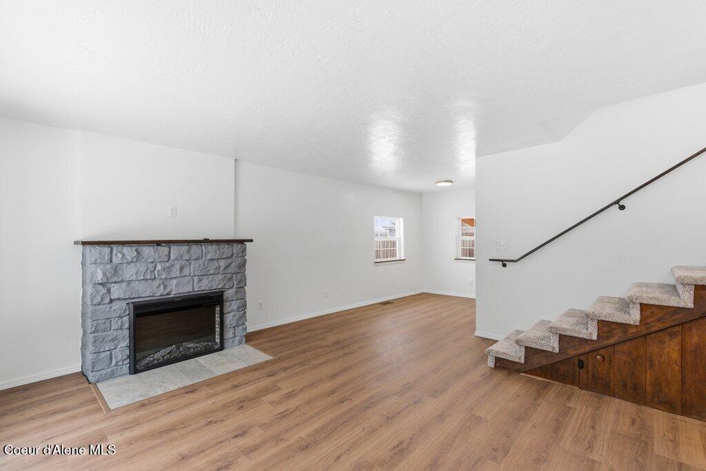 218 Madison Street Osburn, ID 83849 - Photo 7 of 27 007-218MadisonStreet-Osburn-ID-83849-SMA