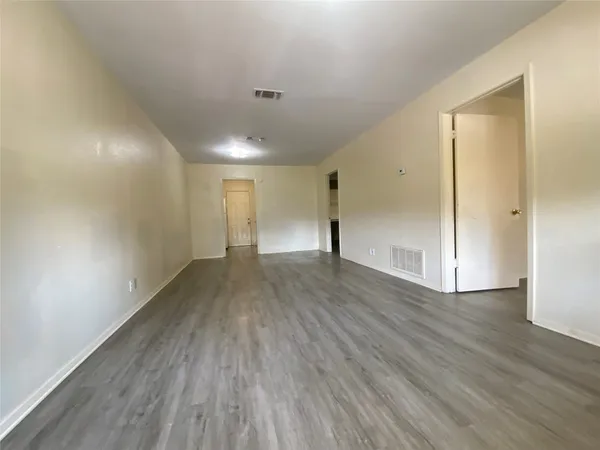 $750 | 208 Kelly Drive, Unit 7, Trinity, TX 75862