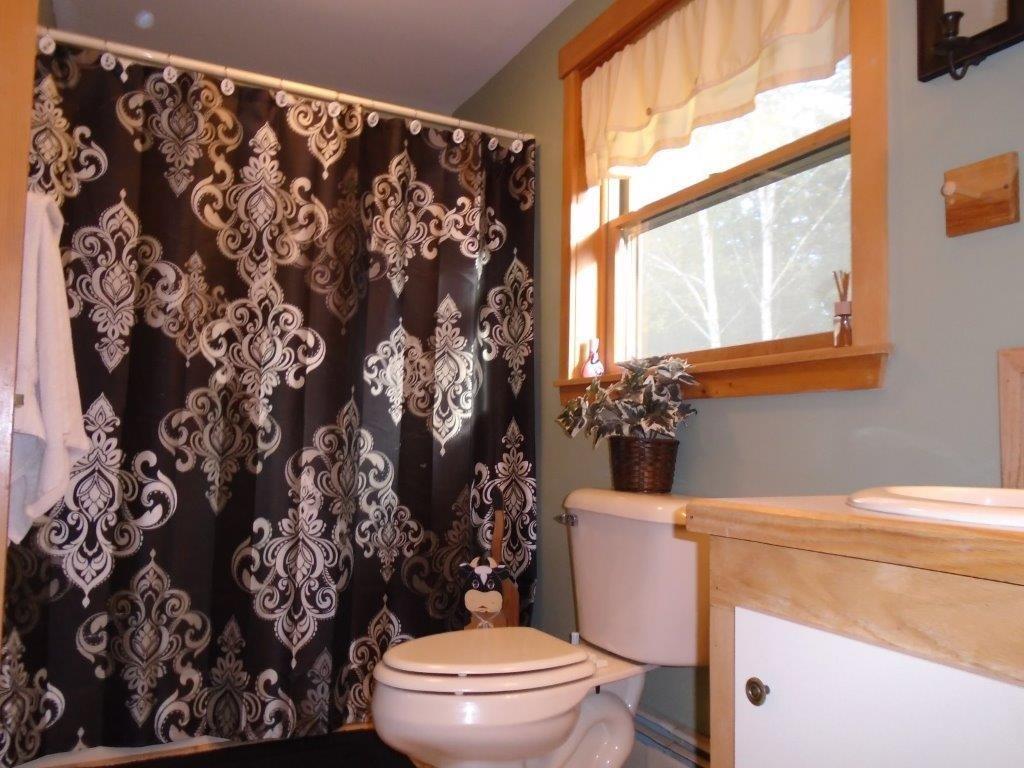 975 Hill Road Clinton, ME 04927 - Photo 27 of 35 1st Floor Bath
