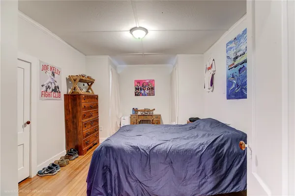 $2,200 | 23 Stockholm Street, Unit 1, Newport, RI 02840
