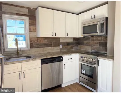 $1,900 | 4594 Baker Street, Philadelphia, PA 19127