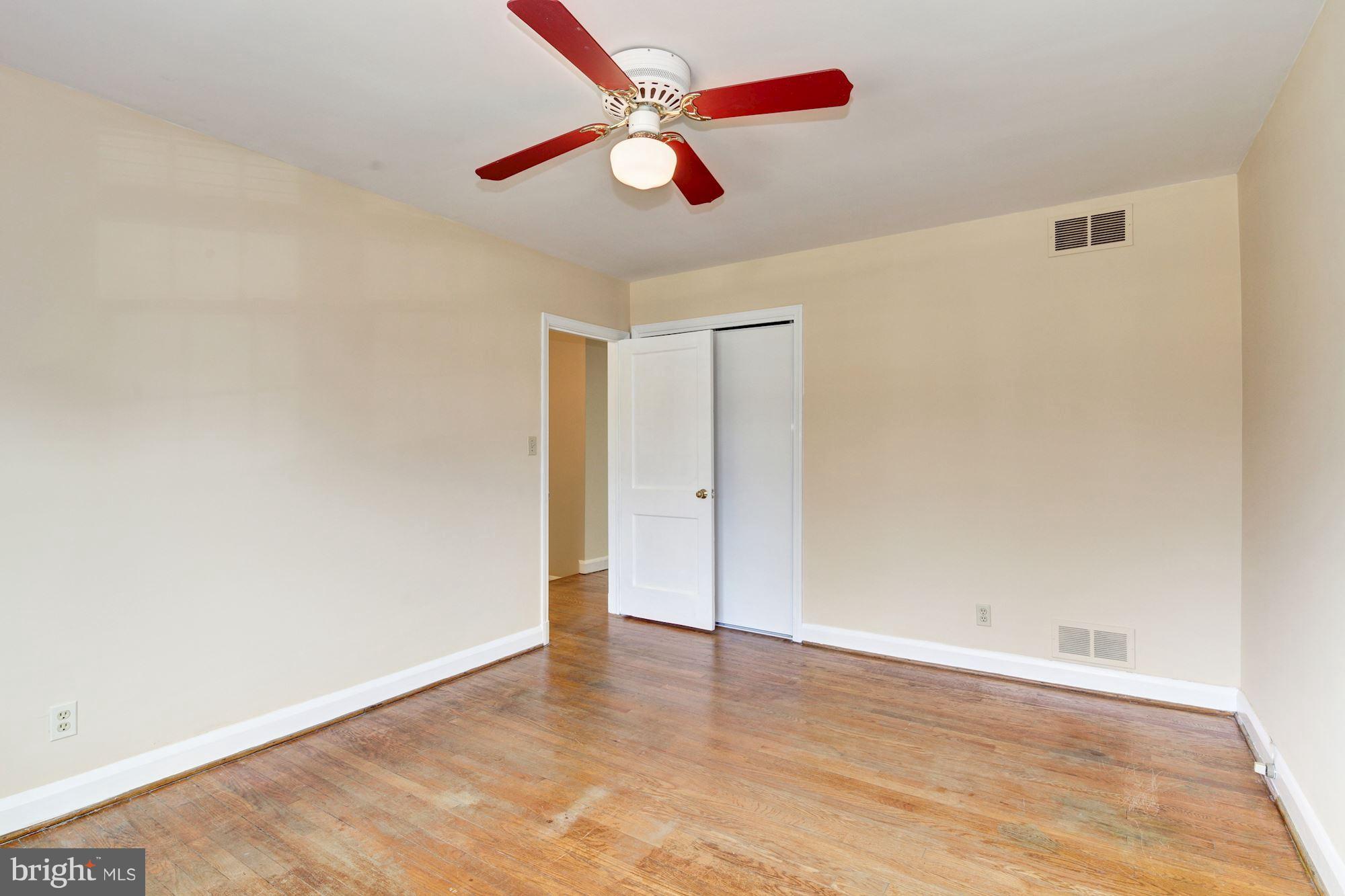 6639 Frederick Road Baltimore, MD 21228 - Photo 16 of 28 Master Bedroom