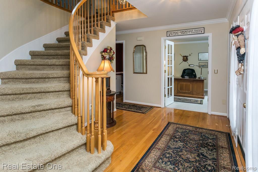2133 Lakeside Road Troy, MI 48085 - Photo 10 of 55 4Y0A6751.jpg