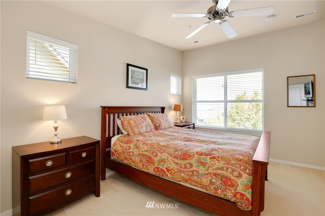 83 Sky Ridge Road Northwest, Unit 701 Issaquah, WA 98027 - Photo 14 of 22