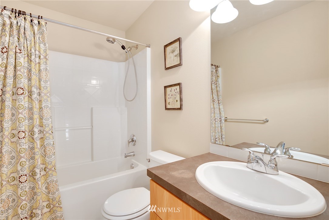 83 Sky Ridge Road Northwest, Unit 701 Issaquah, WA 98027 - Photo 17 of 22