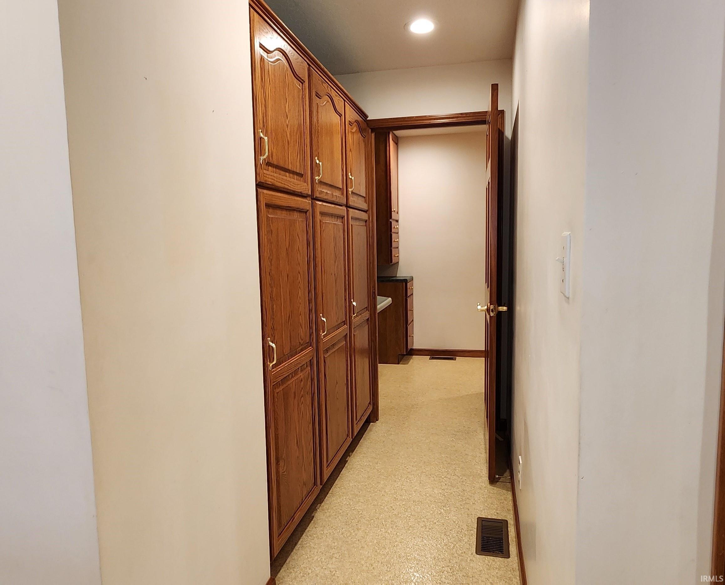 4495 Ridge Lane Washington, IN 47501 - Photo 11 of 36 Gallery Image 11