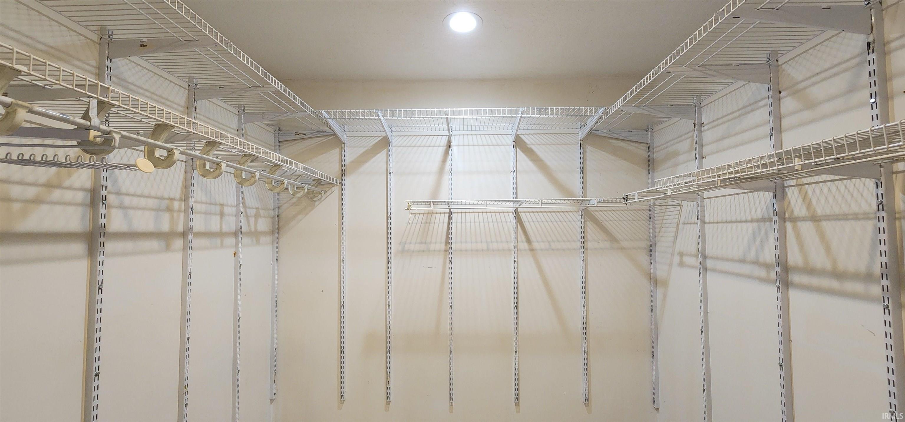 4495 Ridge Lane Washington, IN 47501 - Photo 15 of 36 Gallery Image 15