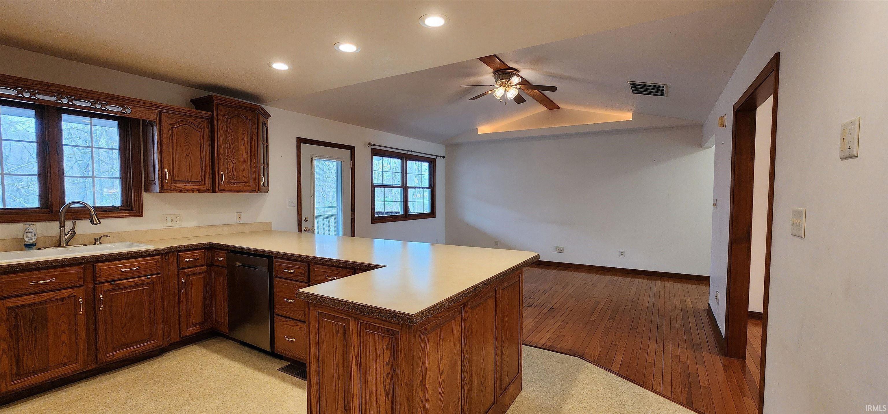 4495 Ridge Lane Washington, IN 47501 - Photo 7 of 36 Gallery Image 7