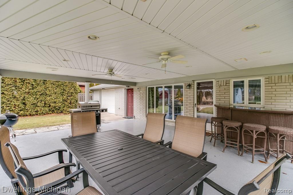 21853 Superior Road Taylor, MI 48180 - Photo 32 of 35 IMG_0261.jpg