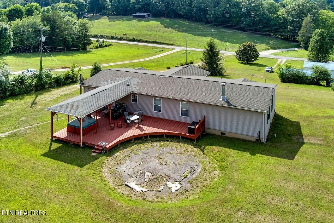 2660 Dutch Valley Road Clinton, TN 37716 - Photo 25 of 30