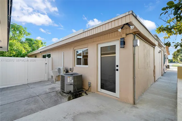 $1,500 | 4701 Southwest 104th Court, Unit 3, Miami, FL 33165
