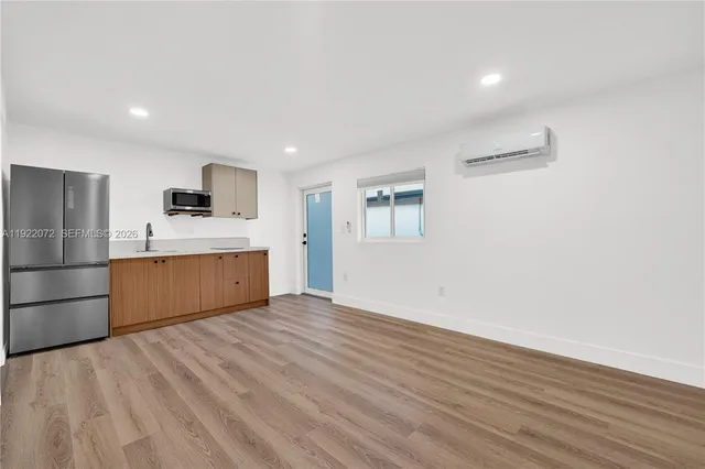 $1,500 | 4701 Southwest 104th Court, Unit 3, Miami, FL 33165