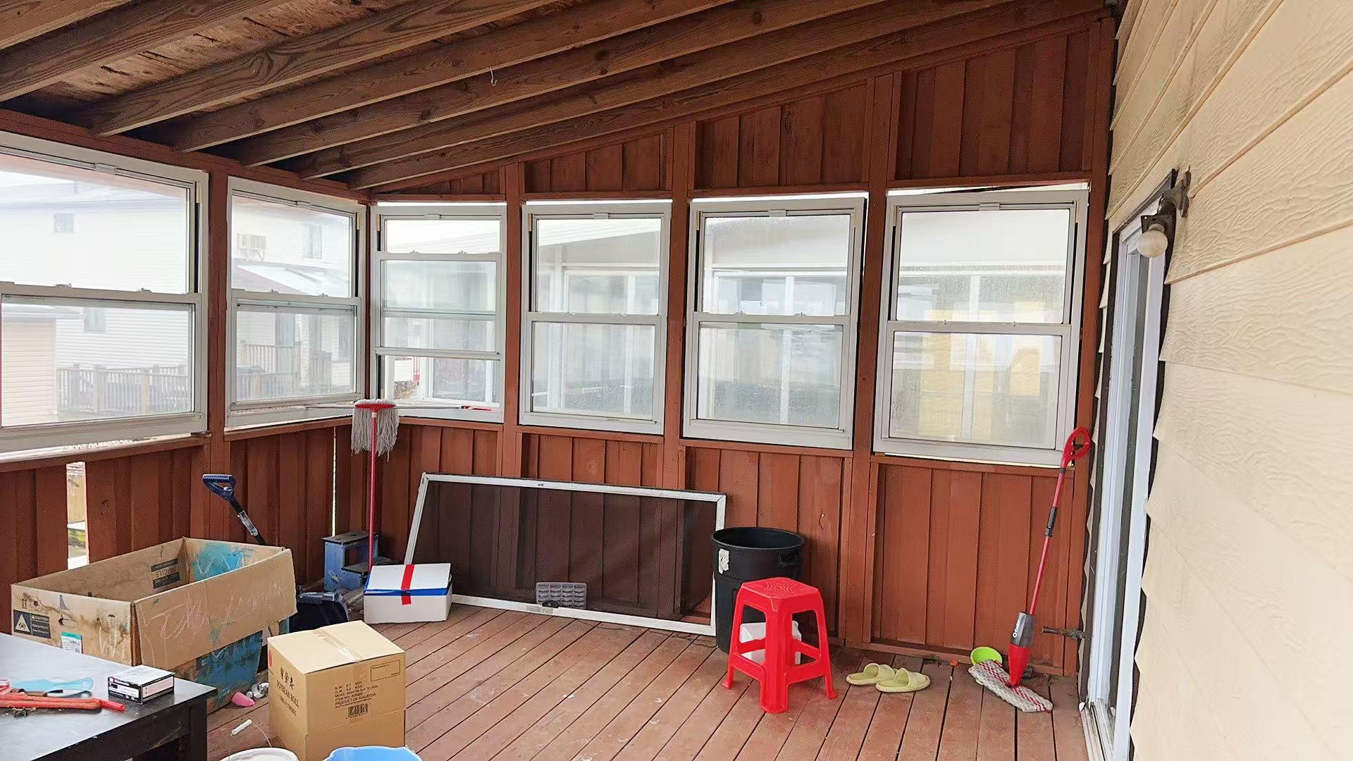 9 Furness Place Staten Island, NY 10314 - Photo 12 of 21 Sunroom featuring vaulted ceiling