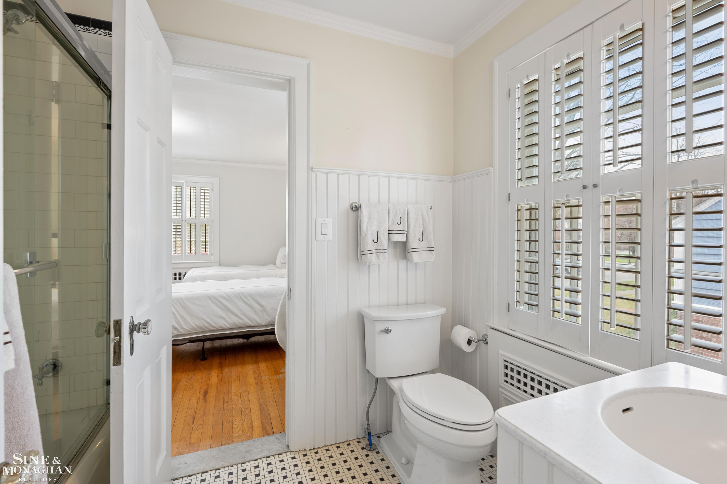 118 Merriweather Road Grosse Pointe, MI 48236 - Photo 37 of 54 50139312-0AF8F717-E78D-4A4C-9BFE-A41C6E109197.JPG