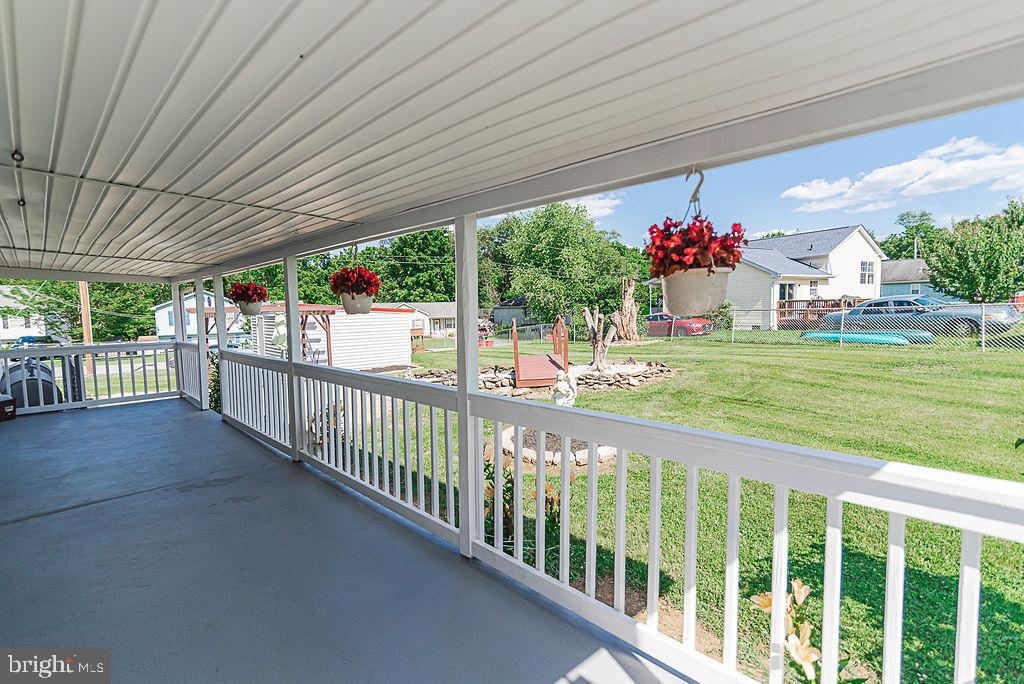 520 East 12th Avenue Ranson, WV 25438 - Photo 34 of 36