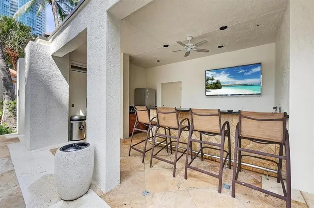 a view of a yard and a palm tree