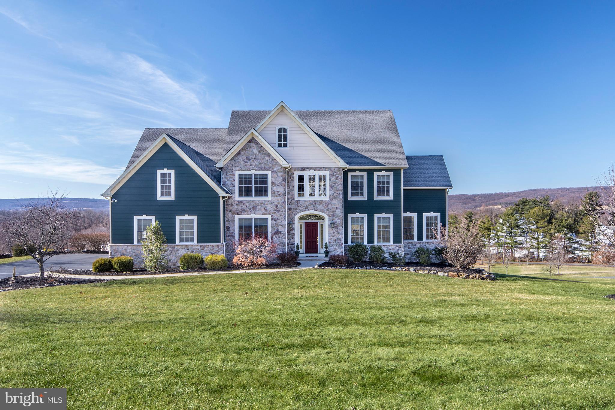 5963 Hawk Road Riegelsville, PA 18077 - Photo 1 of 37