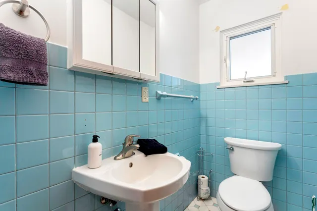 $610,000 | 2878 West Bundy Road, Coloma, MI 49038