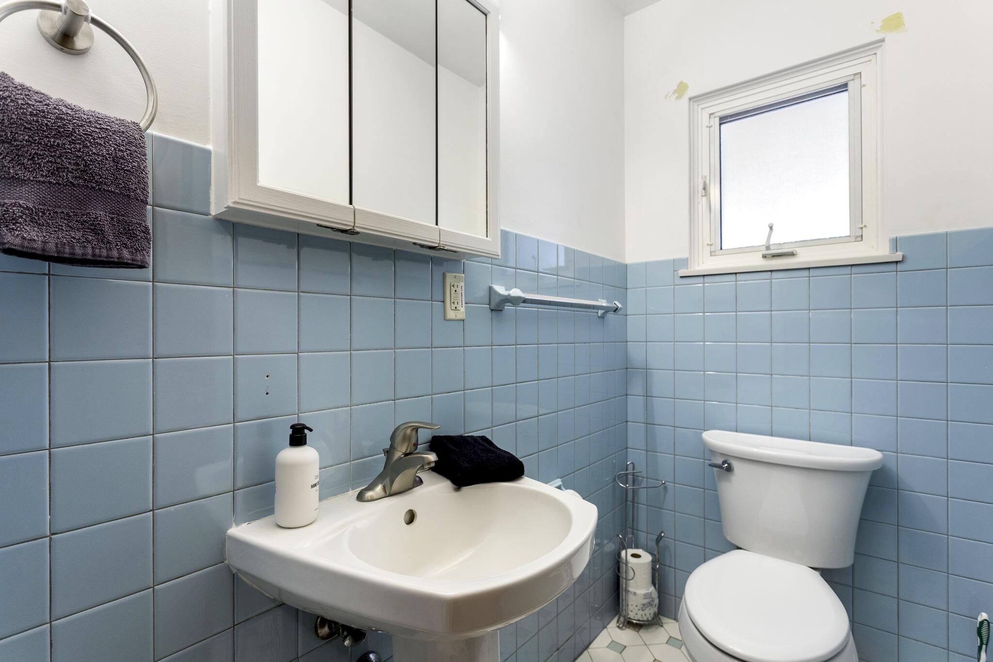 2878 West Bundy Road Coloma, MI 49038 - Photo 20 of 78 02_interior-07