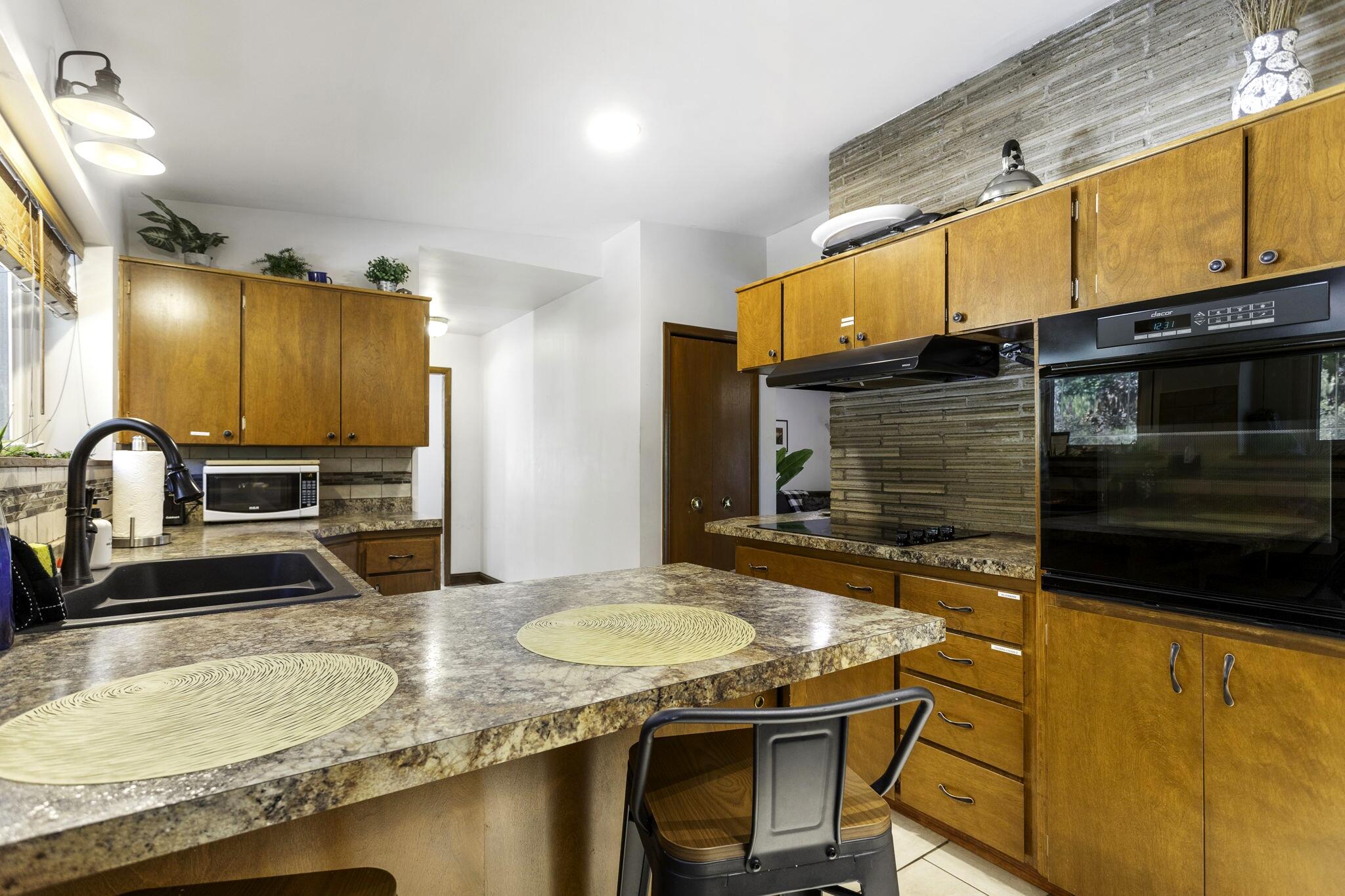 2878 West Bundy Road Coloma, MI 49038 - Photo 21 of 78 02_interior-10