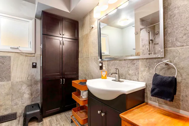 $610,000 | 2878 West Bundy Road, Coloma, MI 49038